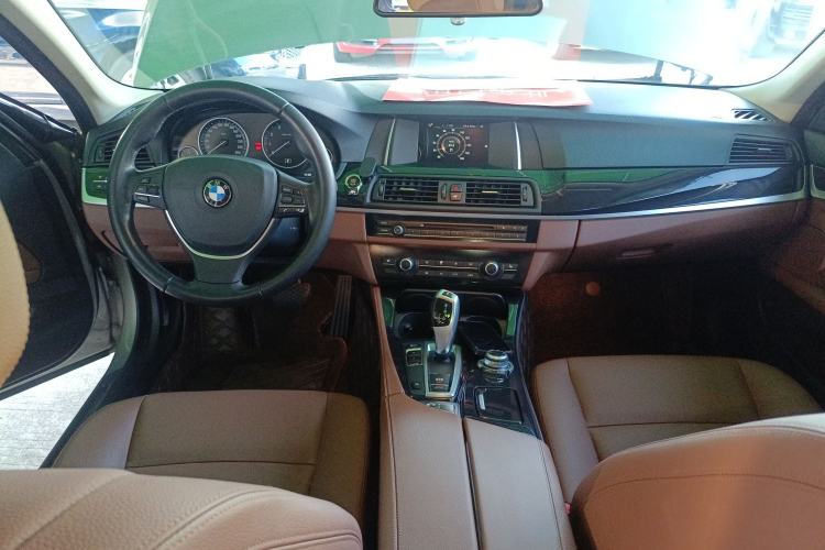 Used BMW 5 Series 2017 520Li Elegant Edition
