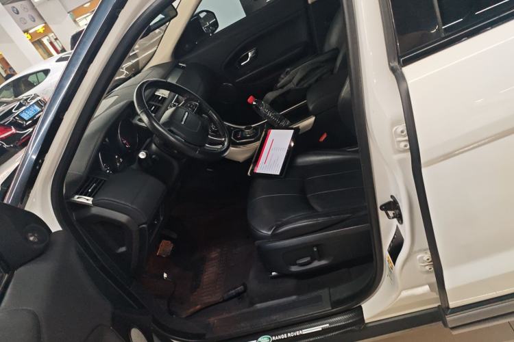 Used Land Rover Range Rover Evoque 2016 2.0T PURE Style Edition
