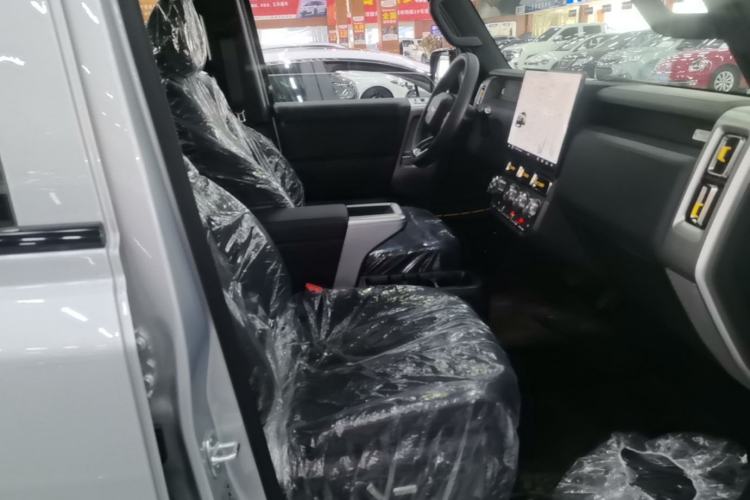 Used iCAR V23 2025 401 Two-Wheel Drive Advanced Edition Right Front Seat