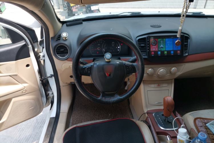 Used Roewe 350 2013 350C 1.5L Automatic Xunyue Edition Steering Wheel