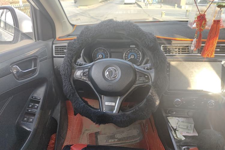 Used Dongfeng Fengon 580 2018 Revised Version 1.8L Manual Comfort Edition
