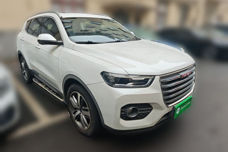 Used Haval H6 2017 Red Label 2.0T Automatic Two-Wheel Drive ZhiShang Model
