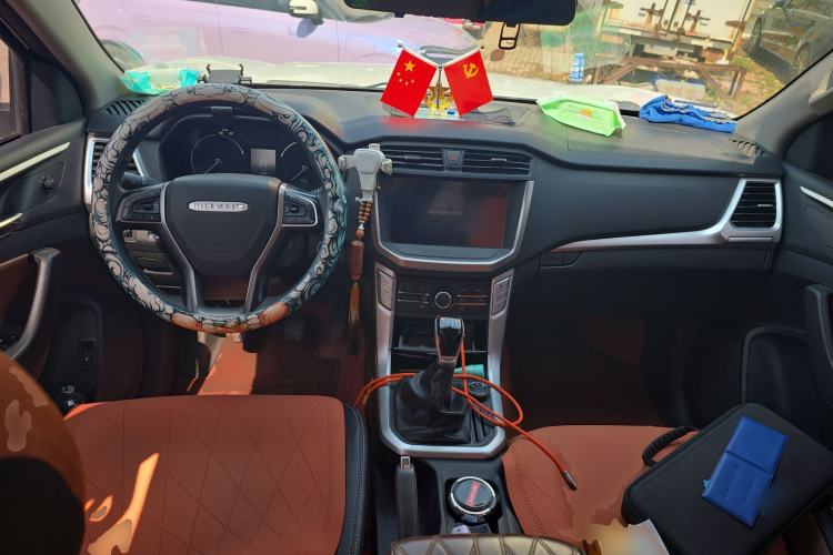 Used SAIC MAXUS T70 2021 2.0T Diesel Manual 4x4 Elite Edition with Long Bed and High Ground Clearance