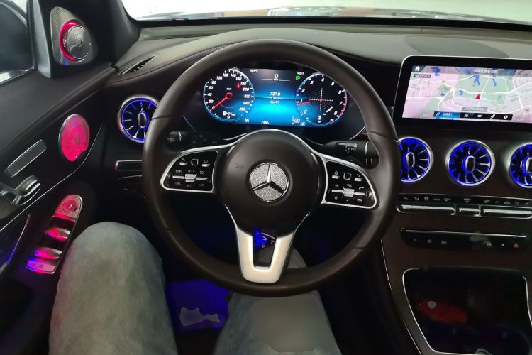 Used Mercedes-Benz GLC 2021 GLC 300 L 4MATIC Dynamic Model Steering Wheel