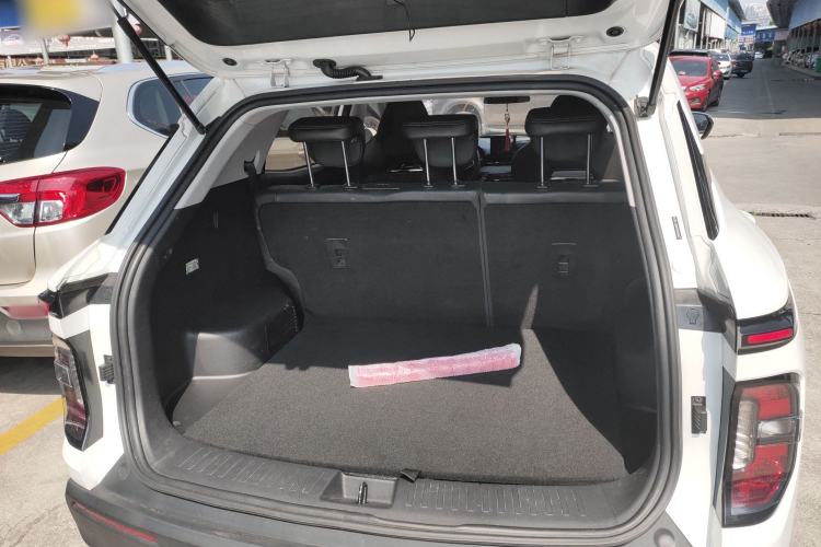 Used Baojun RS-3 2020 1.5L CVT 24-Hour Online Luxury Edition Trunk