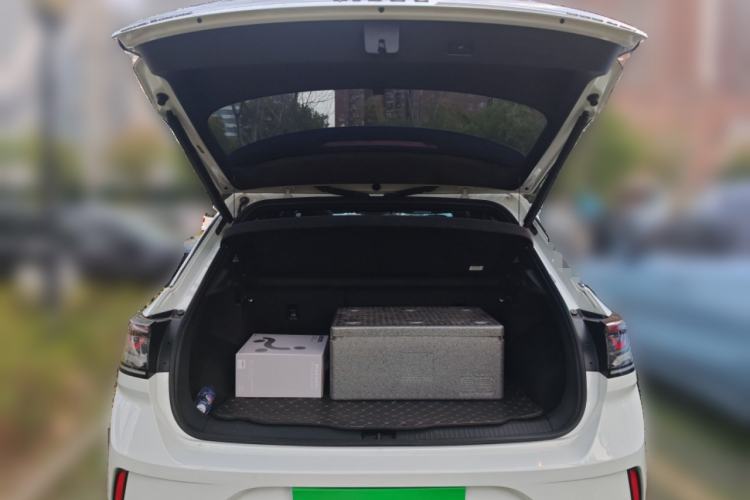 Used Volkswagen T-ROC 2025 300TSI DSG Two-Wheel Drive Chen Guang Edition
