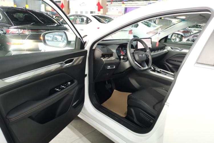 Used Geely Auto Emgrand L HiP 2024 Champion Edition 1.5TD-DHT Pro 100KM Superior Model Driver Seat