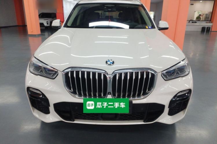 Used BMW X5 2019 xDrive40i Luxury Model with M Sport Package