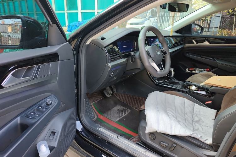 Used Volkswagen Passat 2023 330TSI Prestige Edition Driver Seat