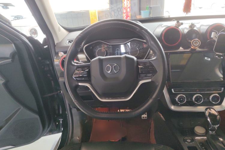 Used BAIC Off-Road BJ20 2016 1.5T CVT Prestige Edition Steering Wheel