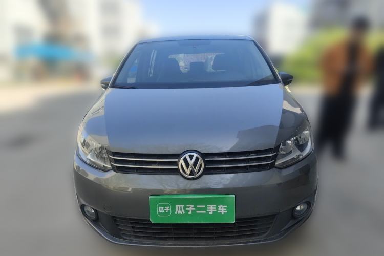 Used Volkswagen Touran 2015 1.4T Manual Fashion Edition 5-Seater Front