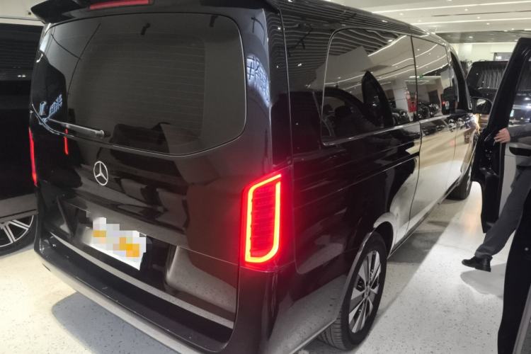 Used Mercedes-Benz Vito 2021 2.0T Elite Version 7 Seats