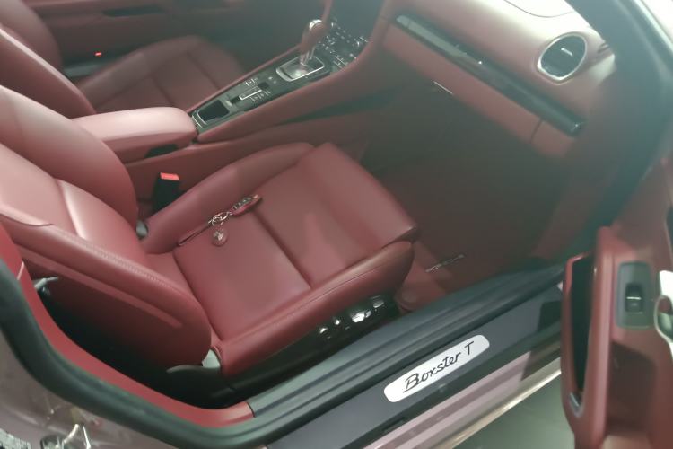 Used Porsche 718 2022 Boxster T 2.0T