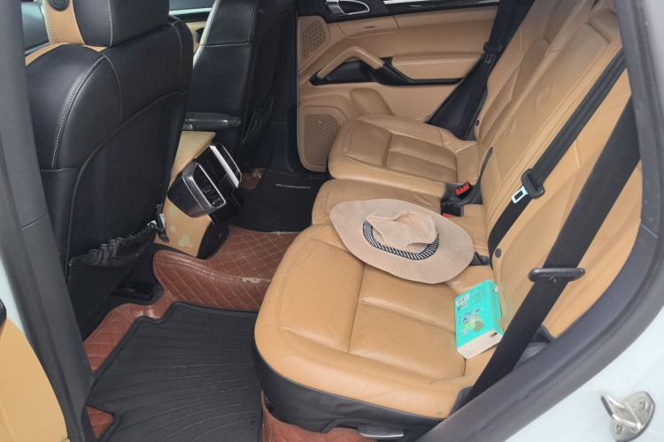 Used Porsche Cayenne 2016 Cayenne Platinum Edition 3.0T