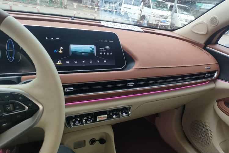 Used ORA Good Cat 2022 Morandi Edition 400km Standard Range Two-Week Young Enjoyment Version Lithium Iron Phosphate
