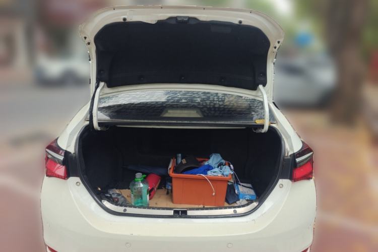 Used Toyota Corolla 2017 Revised Dual-Engine 1.8L E-CVT Leading Edition Trunk