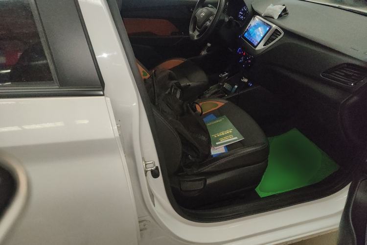 Used Hyundai Verna RV 2017 1.4L Automatic Sport Version National Emission Standard V
