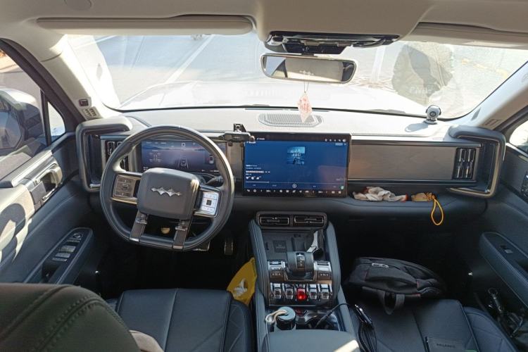 Used Formula Leopard Leopard 5 2023 Explore Edition