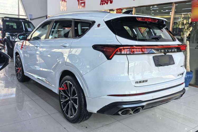 Used JETOUR X70 2023 Zhuge 2.0T DCT Wolong 7-Seater