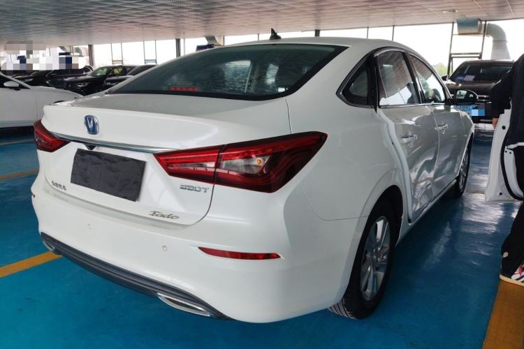 Used CHANGAN Eado 2019 Blue Whale Edition 280T GDI DCT High-Speed Model