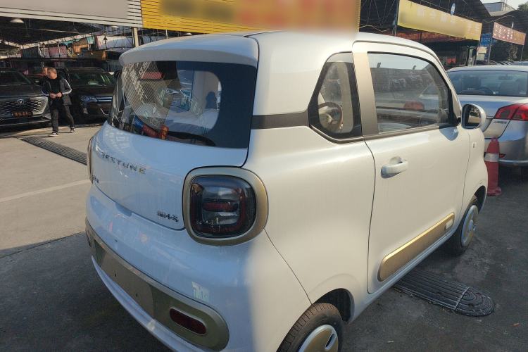 Used Bestune Pony 2025 222km Range Elegant Horse
