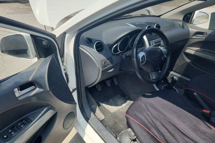 Used Haima Qubit 2013 1.3L Manual Lingyue Edition Driver Seat