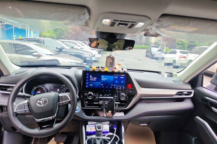 Used Toyota Highlander 2022 Dual-Engine 2.5L Four-Wheel Drive Prestige Version 7 Seats Center Console