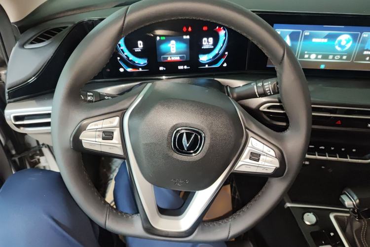 Used CHANGAN Eado 2020 PLUS Blue Whale NE 1.4T GDI DCT Prestige Model Steering Wheel