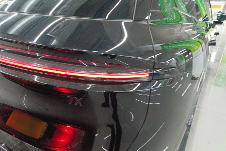 Used Zeekr 7X 2025 100 kWh Long-Range Rear-Wheel Drive with Intelligent Driving Features