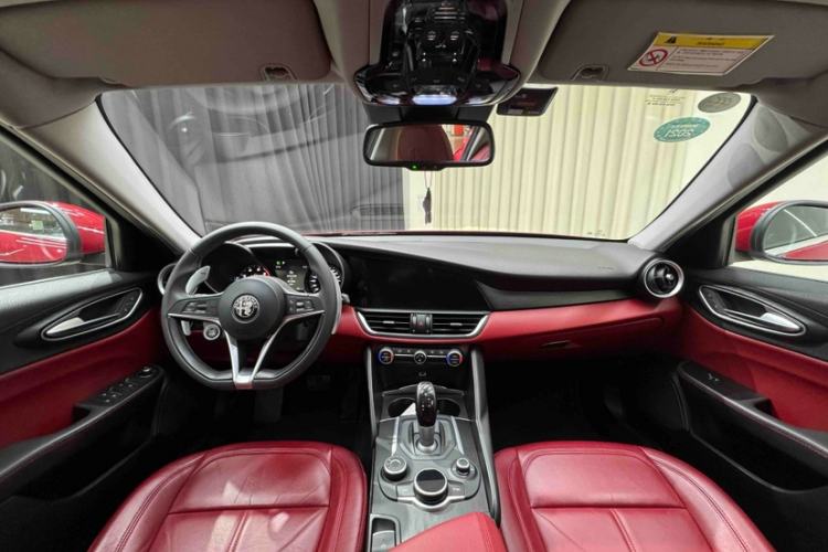 Used Alfa Romeo Giulia 2017 2.0T 280HP Luxury Edition