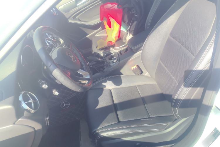 Used Mercedes-Benz GLA 2018 GLA 200 Sport Edition Left Front Seat