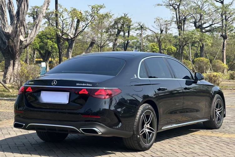 Used Mercedes-Benz E-Class 2025 Facelift E 300 L Luxury Sport Edition
