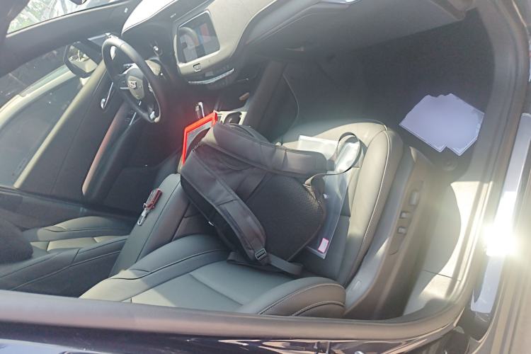 Used Cadillac XT4 2021 28T Two-Wheel Drive Leading Version