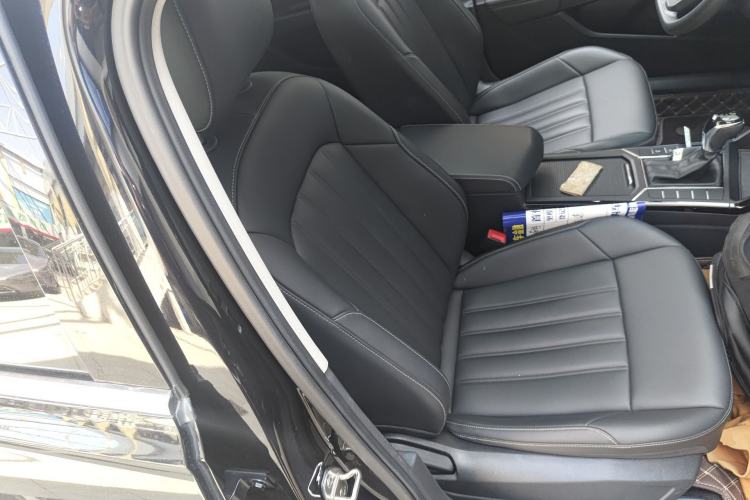 Used Volkswagen Passat 2023 Revised Version 280TSI Business Edition Right Front Seat