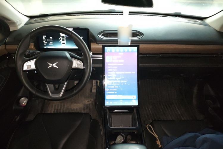 Used XPeng P5 2021 460G+ Center Console