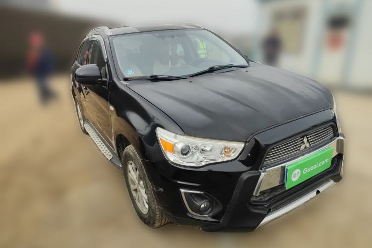 Used Mitsubishi ASX 2013 1.6L Manual Two-Wheel Drive Standard Edition Front Right 45 Deg