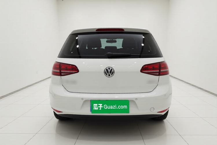 Used Volkswagen Golf 2017 1.6L Automatic Comfort Million-Vehicle Anniversary Edition
