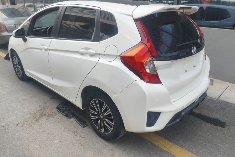 Used Honda Fit 2016 1.5L LXS CVT Comfort Sunroof Version
