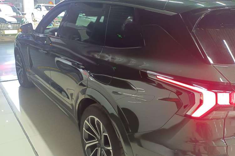 Used Lynk & Co 09 EM-P 2024 2.0TD EM-P Four-Wheel Drive ULTRA Six-Seater
