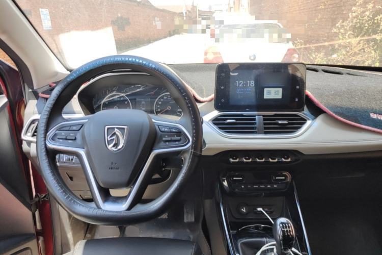 Used Baojun 530 2019 1.5T Manual Luxury 7-seater National V Steering Wheel