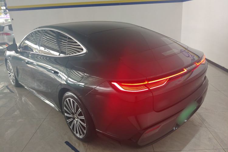 Used Geely Galaxy 8 2025 130km EM-P Starship Edition Rear Left 45 Deg