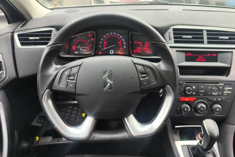 Used DS 5LS 2016 1.6T Comfort Edition THP160 Steering Wheel