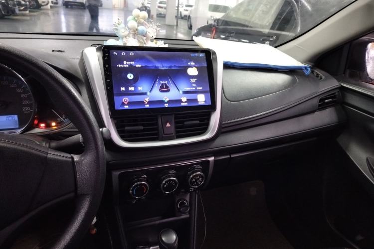 Used Toyota Vios 2017 1.5L CVT Innovation Edition Center Console