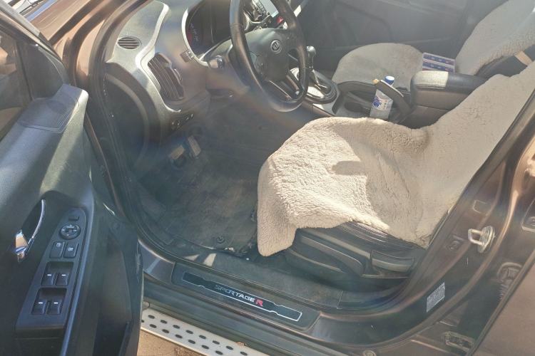 Used Kia Sportage R 2011 2.0L Automatic Two-Wheel Drive Premium Edition
