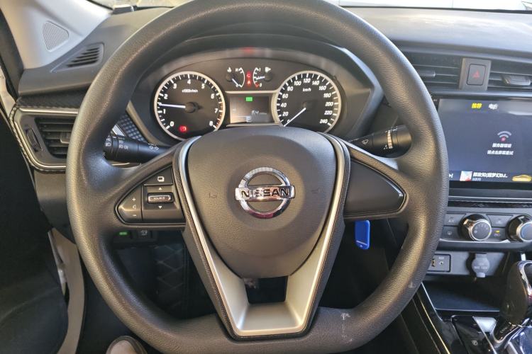 Used Nissan Lannia 2021 1.6L CVT Cool Edition
