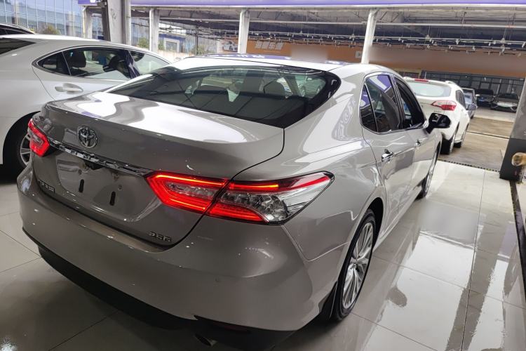 Used Toyota Camry 2019 2.5G Luxury Edition China VI Standard