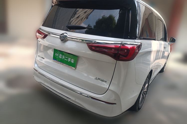 Used Buick GL8 2022 ES Landtrek 653T Flagship Model Rear Right 45 Deg