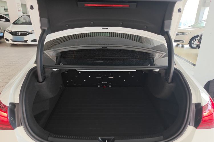 Used Mercedes-Benz A-Class 2024 Updated A 200 L Fashion Version Trunk