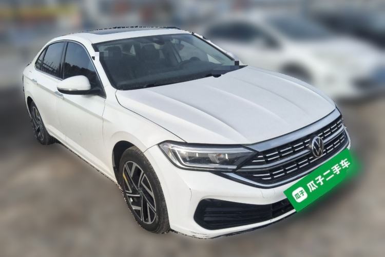 Used Volkswagen Sagitar 2023 200TSI DSG Excellence Edition Front Right 45 Deg