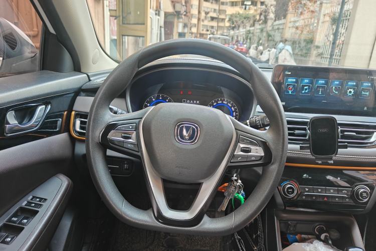 Used CHANGAN Eado DT 2019 1.6L Manual Comfort Model China VI Standard
